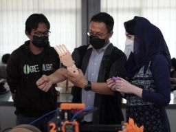Inkubasi Kompetisi Desain Produk dan Kriya 3D Printing Gandeng IKM se-Jawa Timur