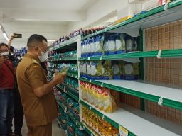 Pascaricuh Operasi Pasar Minyak Goreng di Ponorogo, Ini Hasil Sidak Bupati