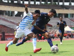 Laga Gresik United melawan Mataram Utama di Stadion delta Sidoarjo.(Foto: Sahlul Fahmi/jatimnow.com)