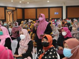 Para Kader Kesehatan Surabaya saat berkumpul di Gedung Convention Hall, Jalan Arif Rahman Hakim (Foto: Dok Humas Pemkot Surabaya for jatimnow.com)