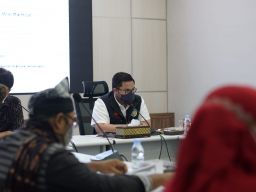 Bupati Kediri, Hanindhito Himawan Pramana saat rapat persiapan hari jadi kabupaten. (Foto: dok Humas Pemkab Kediri/jatimnow.com)