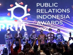 Diskominfo Surabaya Borong Empat Penghargaan PR Indonesia Awards 2022