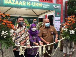 Sambut Hari Kartini, Dinas Koperasi Provinsi Jatim Gelar Bazar UMKM Ramadan