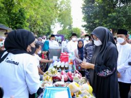 Fasilitasi Pasar Takjil Ramadan, Bupati Ipuk: Momentum Bangkitkan Sektor Kuliner