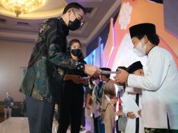PT Morula Indonesia Gelar Doa Bersama dan Santuni Anak Yatim di Surabaya