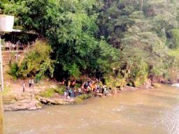 Mayat Pria Misterius Ditemukan di Sungai Brantas Kota Malang