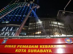 Kebakaran di Tunjungan Plaza Surabaya Berhasil Dipadamkan