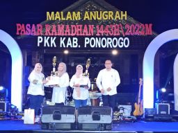 Tim Penggerak PKK Kabupaten Ponorogo Gelar Malam Anugerah Pasar Ramadan