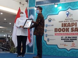 Khofifah Buka Festival Hari Buku Nasional di Surabaya, Catat Waktu dan Tempatnya
