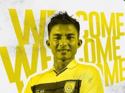 Gelandang PSPS Pekanbaru, Rahmat Hidayatullah yang kini resmi berseragam Gresik United (Foto: Instagram Gresik United)