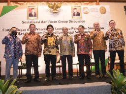 FGD bagi jajaran hakim Pengadilan Tinggi dan Pengadilan Tinggi Agama di Hotel Shangri-La Surabaya. (Foto: Farizal Tito/jatimnow.com)