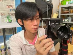 Berbekal Keahlian Fotografi Still Life, Pemuda ini Bantu Promosikan Produk UMKM