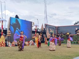 Seni tari yang dipertontonkan di BCF 2022 (Foto-foto: Galih Rakasiwi/jatimnow.com)