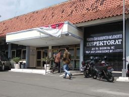 Kantor Inspektorat Kabupaten Mojokerto (Foto: Achmad Supriyadi/jatimnow.com)