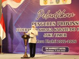 Gubernur Khofifah dalam acara Pelantikan Pengurus Federasi Karate-Do (Forki) Jatim. (Foto-foto: Humas Pemprov Jatim/jatimnow.com)
