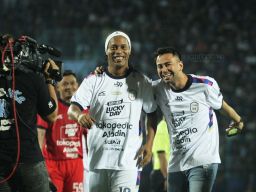 FOTO: Ronaldinho di Trofeo Nusantara