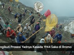 Video: Mengikuti Prosesi Yadnya Kasada 1944 Saka di Gunung Bromo