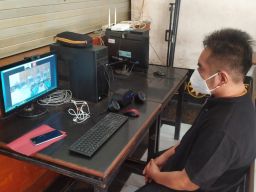Penampakan Mas Bechi Ikuti Sidang Online dari Rutan Medaeng