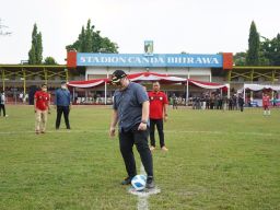 Buka Piala Bupati Kediri 2022, Mas Dhito: Memunculkan Bibit Pemain Profesional
