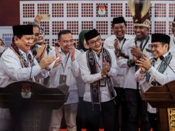 Potret Kekompakan Prabowo-Muhaimin saat Daftarkan Partainya Ikut Pemilu 2024