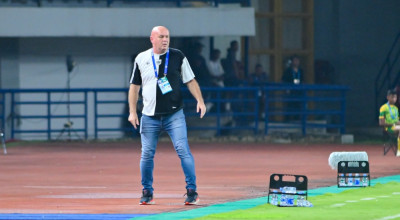 Persib Bandung Ditekuk Malut United, Kunci Juara Tergantung Persebaya Persib Bandung Ditekuk Malut United, Kunci Juara Tergantung Persebaya
