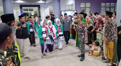 Bakal Diberangkatkan, Belasan CJH asal Tulungagung Belum Terima Visa Haji Bakal Diberangkatkan, Belasan CJH asal Tulungagung Belum Terima Visa Haji