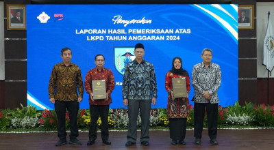 Pemkab Kediri Kembali Raih Opini WTP Ke-9 Secara Berturut-turut Pemkab Kediri Kembali Raih Opini WTP Ke-9 Secara Berturut-turut