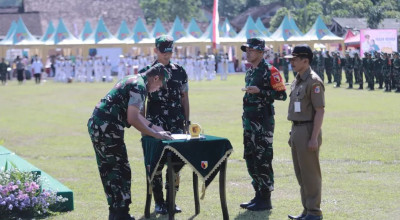 TMMD ke-124 Resmi Ditutup, Kasdam V Brawijaya: Tolong Jaga dan Rawat Hasilnya TMMD ke-124 Resmi Ditutup, Kasdam V Brawijaya: Tolong Jaga dan Rawat Hasilnya