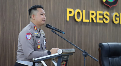Satlantas Polres Gresik Deklarasi Zero ODOL, Ingatkan Sanksi Berat Satlantas Polres Gresik Deklarasi Zero ODOL, Ingatkan Sanksi Berat