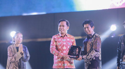 Jember Jadi Sorotan Dunia, Gus Fawait: Pengunjung Internasional Hadir dan Partisipasi Jember Jadi Sorotan Dunia, Gus Fawait: Pengunjung Internasional Hadir dan Partisipasi