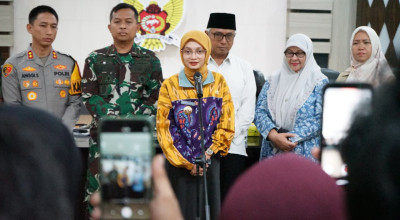 Mbak Vinanda Bersama Forkopimda Plus Komitmen Jaga Keamanan Kota Kediri Mbak Vinanda Bersama Forkopimda Plus Komitmen Jaga Keamanan Kota Kediri