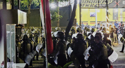 TNI Kerahkan Patroli Gabungan Skala Besar Keliling Surabaya TNI Kerahkan Patroli Gabungan Skala Besar Keliling Surabaya