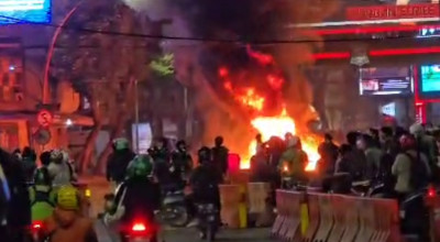 Tunjungan Plaza Surabaya Tutup Sementara, Buntut Demo Ricuh Tunjungan Plaza Surabaya Tutup Sementara, Buntut Demo Ricuh