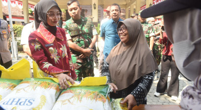 Gerakan Pangan Murah Serentak Hadir di Seluruh Kecamatan Kota Kediri Gerakan Pangan Murah Serentak Hadir di Seluruh Kecamatan Kota Kediri