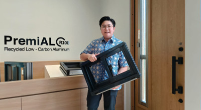 Showroom TOSTEM Surabaya Resmi Dibuka Showroom TOSTEM Surabaya Resmi Dibuka