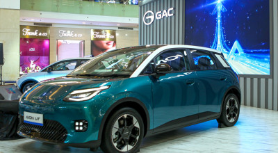 Mobil Listrik Asal Cina Tawarkan Garansi Baterai Seumur Hidup Mobil Listrik Asal Cina Tawarkan Garansi Baterai Seumur Hidup