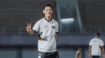 Henhen Herdiana Jadi Tambahan Opsi Lini Belakang Persik Kediri, Siap Main Lawan Malut? Henhen Herdiana Jadi Tambahan Opsi Lini Belakang Persik Kediri, Siap Main Lawan Malut?