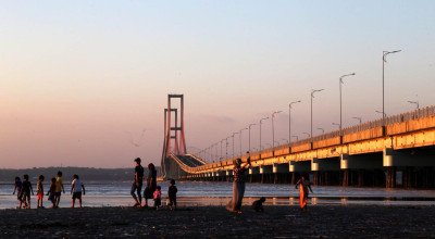 Madura Saatnya Punya Badan Khusus, Simak Potensi dan Tantangannya Madura Saatnya Punya Badan Khusus, Simak Potensi dan Tantangannya