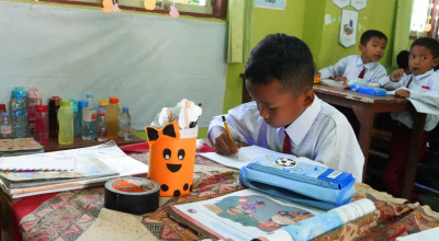 Restu Kembali ke Sekolah Usai Ditemui Mas Dhito, Sempat Terkendala Adminduk Restu Kembali ke Sekolah Usai Ditemui Mas Dhito, Sempat Terkendala Adminduk