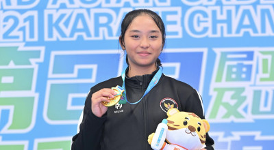 Aura Sinta Raih Emas Pada Ajang AKF China Setelah Gagal di Porprov Jatim Aura Sinta Raih Emas Pada Ajang AKF China Setelah Gagal di Porprov Jatim