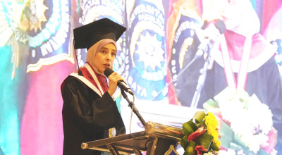 Cerita Haru Sondos Shnewra, Mahasiswa Gaza yang Lulus Cumlaude di Surabaya Cerita Haru Sondos Shnewra, Mahasiswa Gaza yang Lulus Cumlaude di Surabaya
