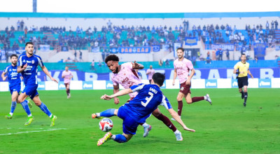 Kalah Lawan PSIM Yogyakarta, Pelatih Persik Kediri Sebut Kartu Merah Sulitkan Timnya Kalah Lawan PSIM Yogyakarta, Pelatih Persik Kediri Sebut Kartu Merah Sulitkan Timnya