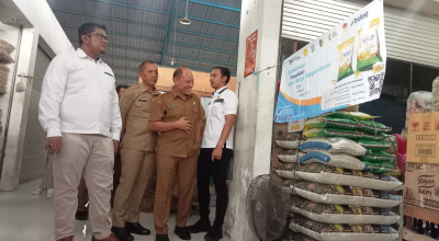 Satgas Pangan Tulunggung dan Bulog Pastikan Ketersediaan Beras Aman Satgas Pangan Tulunggung dan Bulog Pastikan Ketersediaan Beras Aman