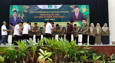 SMK Ma'arif Jatim Siap Cetak Generasi Unggul SMK Ma'arif Jatim Siap Cetak Generasi Unggul