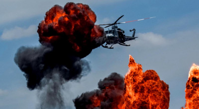 Foto: Aksi Dramatis Korps Marinir Guncang Jakarta