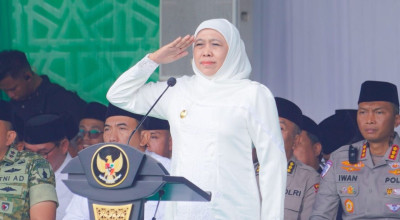 Gubernur Khofifah Apresiasi Dedikasi 345 Ribu Guru Jatim di Hari Guru Nasional