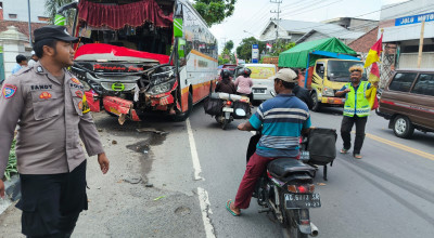 Izin Trayek Bus yang Terlibat Kecelakaan di Tulungagung Dibekukan Dishub Jatim