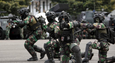 Foto: Gladi HUT ke-80 Korps Marinir