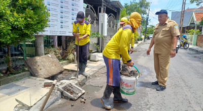 Dinas Perkim Lamongan Optimalkan Fungsi Drainase Untuk Atasi Banjir Perkotaan