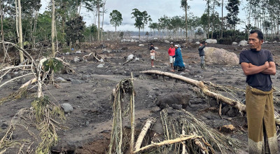 Semeru 'Awas'! Jika Hujan, Warga Wajib Jauhi Sungai Sejauh 8 KM